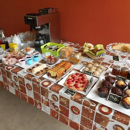 Oda ve Kahvaltı Tilli